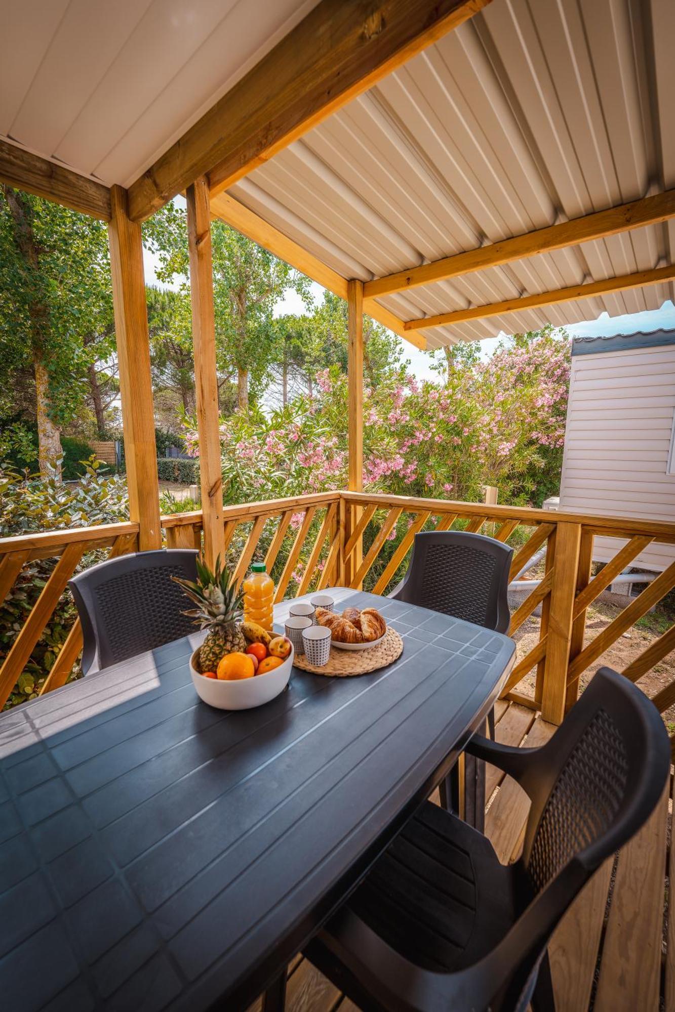 Camping Le Roucan West Vias Εξωτερικό φωτογραφία